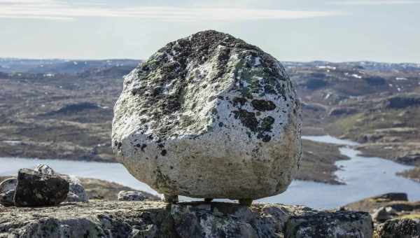 Священные камни на территории бывшего СССР